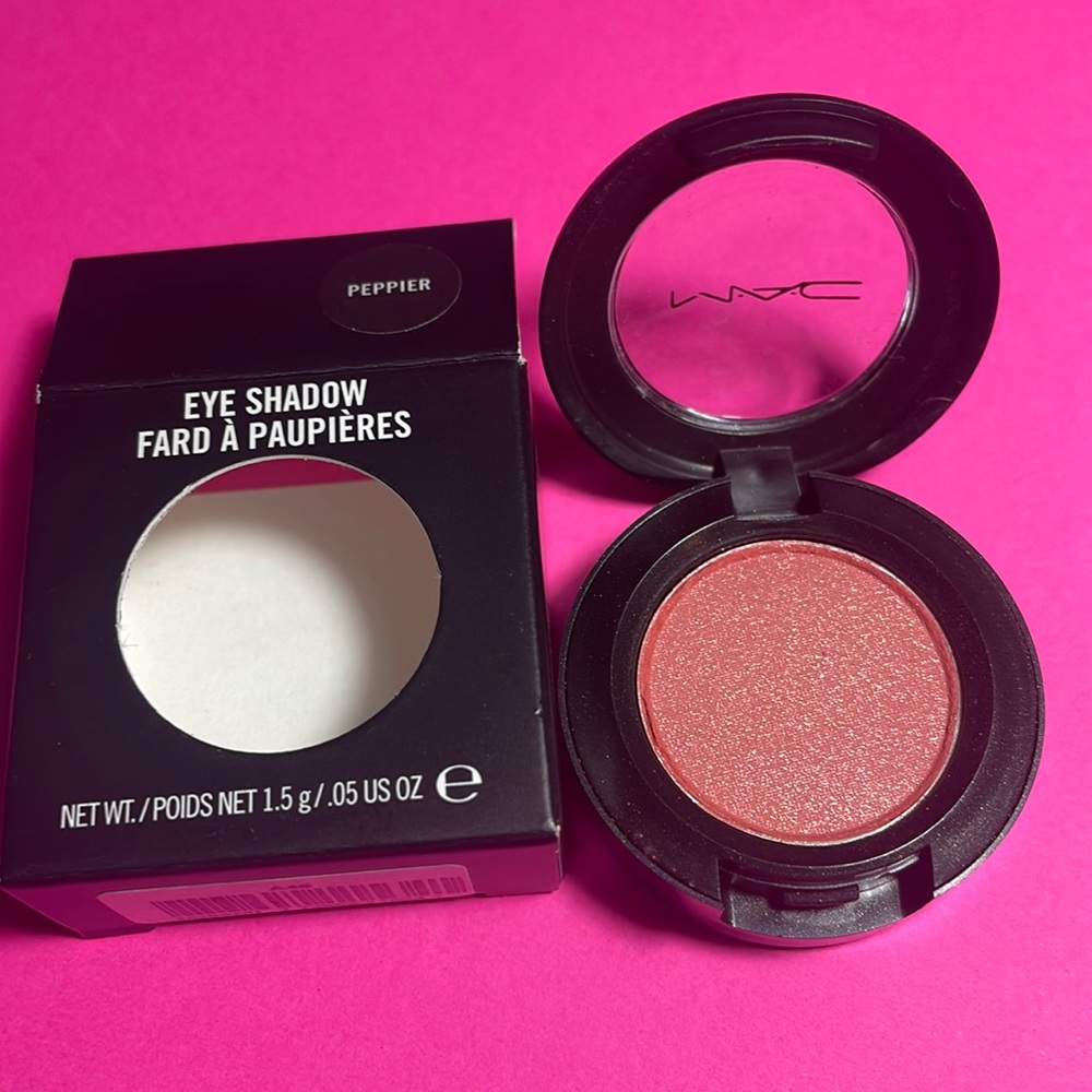 MAC Peppier eyeshadow